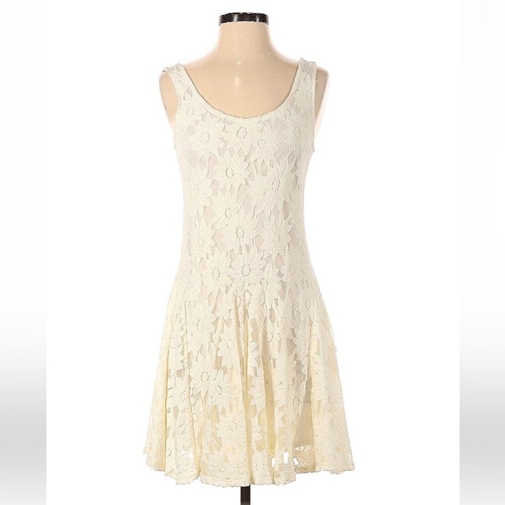 Made for Impulse Fashion Week lace fit and flare dress, size small